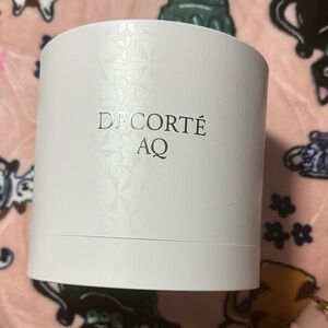 AQ Skincare Set - Elegant White Collection
